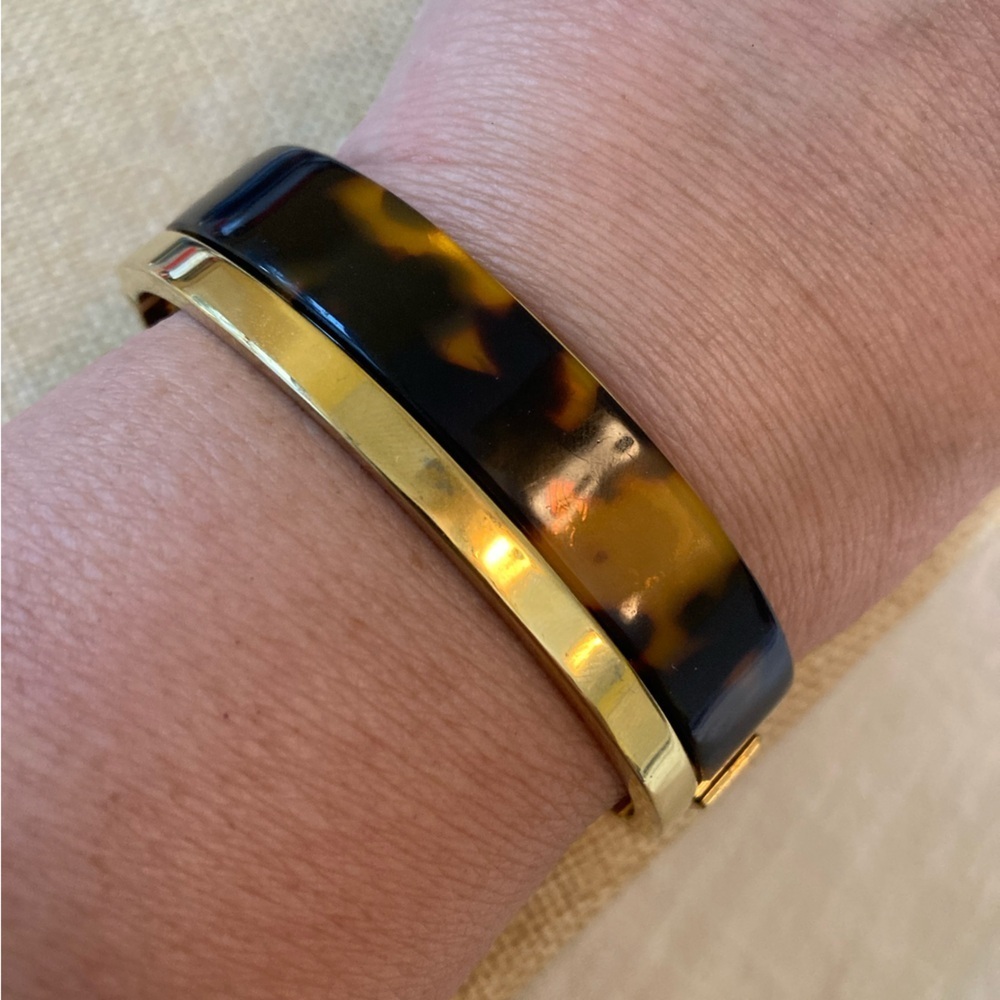 Stella &‎ Dot Tortoise Hinged Bangle Bracelet Chic Business Casual - Picture 5 of 9
